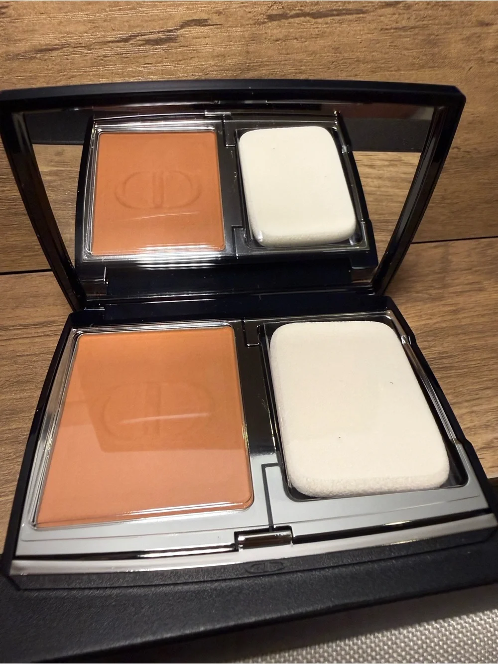 Dior Forever Natural Velvet Foundation Compact-5N